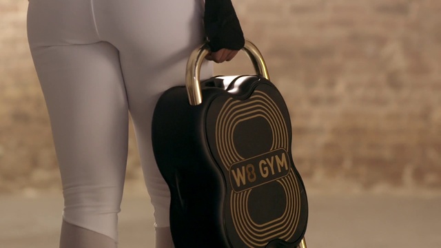 Video Reference: Bag, Sleeve, Luggage and bags, Grey, Waist, Font, Material property, Sportswear, Knee, Thigh