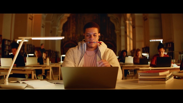 Video Reference: Computer, Personal computer, Laptop, Table, Output device, Event, White-collar worker, Entertainment, Job, Conversation