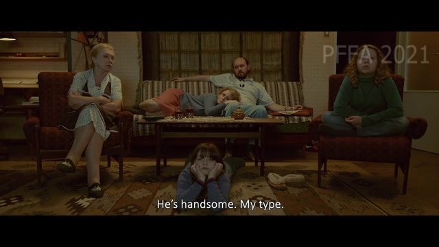 Video Reference: Sharing, Interaction, Leisure, Adaptation, Fun, Table, Event, Conversation, Sitting, Comfort