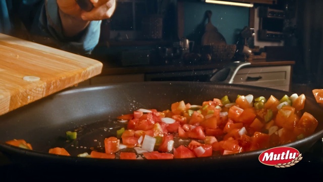 Video Reference: Food, Ingredient, Recipe, Dish, Cuisine, Vegetable, Cooking, Produce, Natural foods, Cookware and bakeware