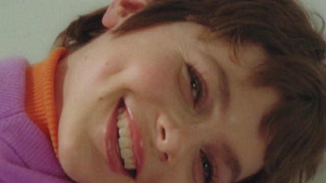 Video Reference: Forehead, Nose, Cheek, Skin, Lip, Chin, Hairstyle, Eyebrow, Mouth, Eyelash