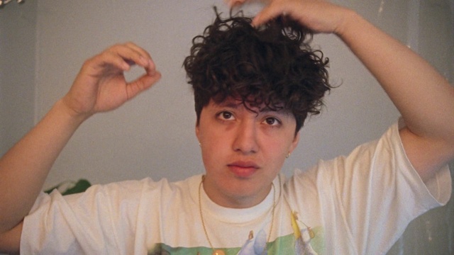 Video Reference: Forehead, Hair, Joint, Head, Chin, Hairstyle, Eyebrow, Shoulder, Eye, Eyelash