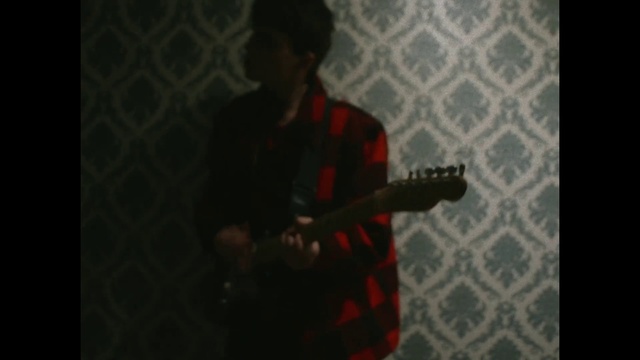 Video Reference: Guitar, Musical instrument, Guitar accessory, String instrument accessory, Musical instrument accessory, String instrument, Music, Plucked string instruments, Entertainment, Musician