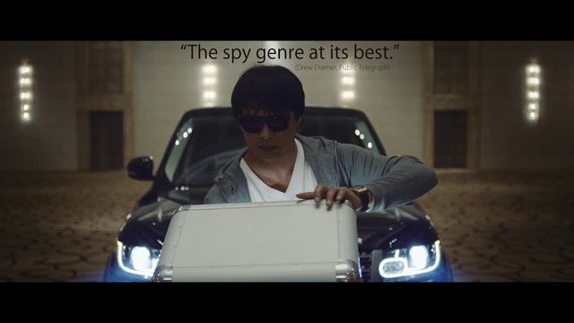 Video Reference: Glasses, Car, Automotive lighting, Automotive design, Flash photography, Vehicle, Eyewear, Sunglasses, Motor vehicle, Personal luxury car