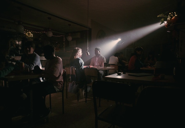 Video Reference: Flash photography, Chair, Musician, Musical instrument accessory, Music, Entertainment, Table, Event, Performing arts, Space