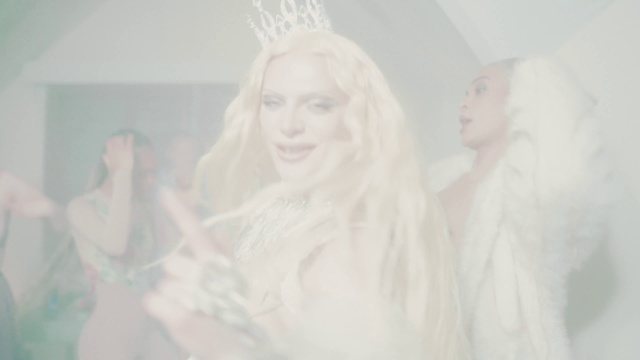 Video Reference: Smile, Eyebrow, Bridal veil, Jaw, Gesture, Art, Happy, Bridal accessory, Headpiece, Veil