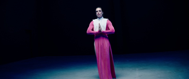 Video Reference: Purple, Entertainment, Performing arts, Magenta, Fashion design, Electric blue, Event, Choreography, Stage, Gown