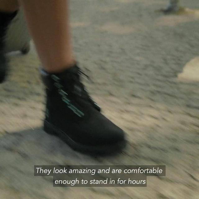 Video Reference: Knee, Calf, Thigh, People in nature, Foot, Flooring, Wood, Sportswear, Human leg, Street fashion