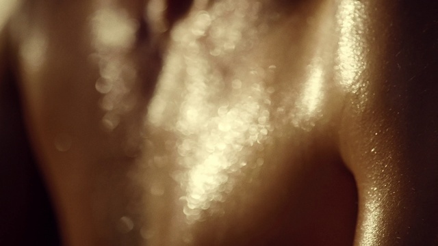 Video Reference: Human body, Jaw, Gesture, Plant, Wood, Chest, Elbow, Trunk, Heat, Tints and shades