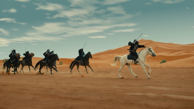 Video Reference: Sky, Cloud, Vertebrate, Mammal, Working animal, Horse, Landscape, Plain, Rein, Aeolian landform