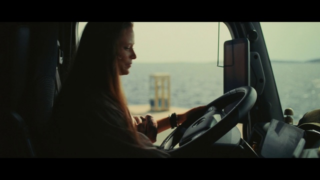 Video Reference: Vehicle, Automotive mirror, Automotive design, Flash photography, Motor vehicle, Car, Sky, Gesture, Steering wheel, Vehicle door