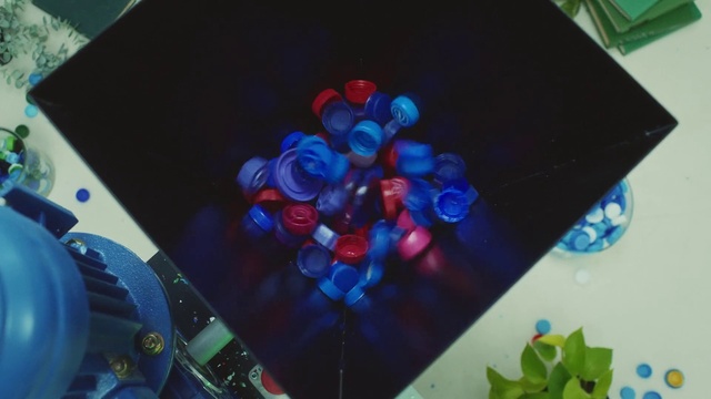Video Reference: Plant, Purple, Petal, Gadget, Flower, Art, Electric blue, Pattern, Magenta, Event