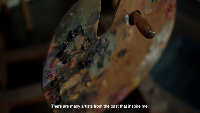 Video Reference: Helmet, Wood, Circle, Personal protective equipment, Metal, Fashion accessory, Macro photography, Automotive wheel system, Auto part, Pattern