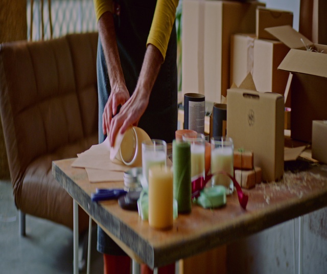 Video Reference: Table, Tableware, Wood, Drink, Hardwood, Flooring, Shipping box, Room, Juice, Comfort