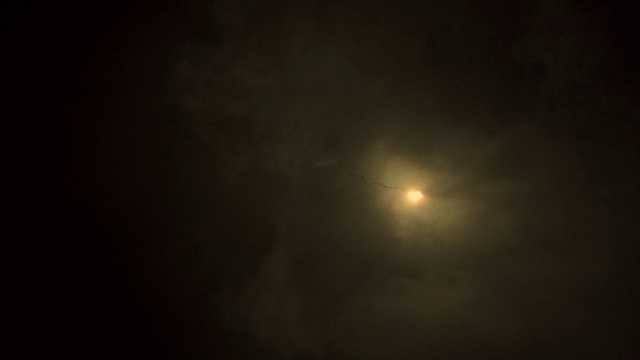 Video Reference: Sky, Cloud, Moon, Astronomical object, Full moon, Moonlight, Lens flare, Sun, Midnight, Event