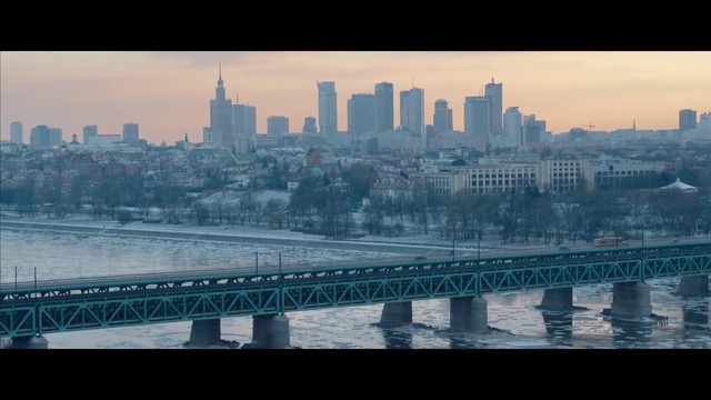 Video Reference: Water, Sky, Skyscraper, Building, Daytime, Tower block, Tree, Cityscape, Atmospheric phenomenon, Horizon
