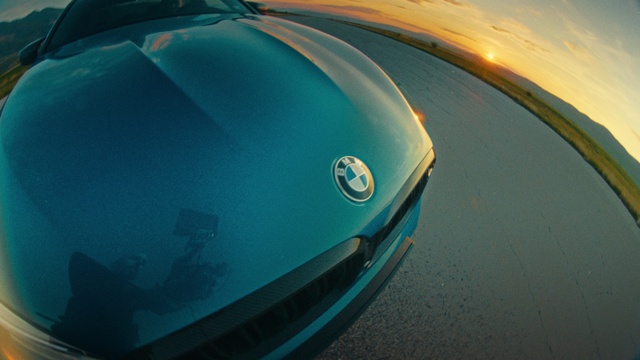 Video Reference: Automotive parking light, Vehicle, Automotive lighting, Hood, Car, Headlamp, Automotive design, Bumper, Motor vehicle, Grille