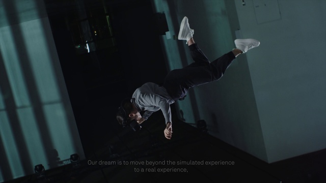 Video Reference: Flash photography, Gesture, Entertainment, Performing arts, Rolling, Space, Event, Darkness, Fun, Extreme sport