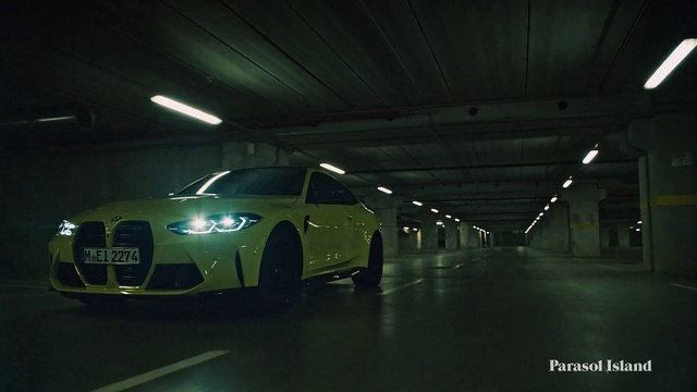 Video Reference: Tire, Wheel, Vehicle, Car, Automotive lighting, Hood, Automotive tire, Grille, Automotive design, Motor vehicle