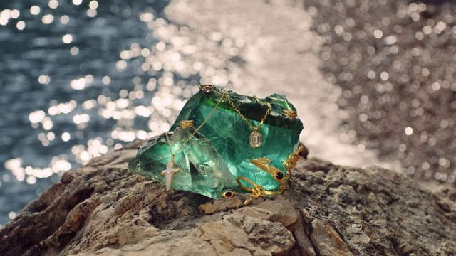 Video Reference: Water, Wood, Bedrock, Grass, Natural landscape, Landscape, Soil, Electric blue, Asphalt, Rock