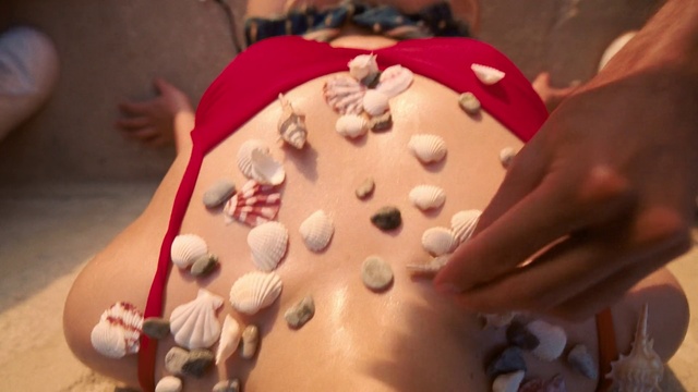 Video Reference: Finger, Nail, Icing, Art, Tree, Event, Thumb, Recipe, Wrist, Ingredient