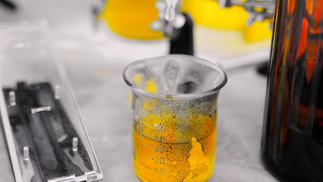 Video Reference: Liquid, Cocktail, Apéritif, Tableware, Drinkware, Highball glass, Ingredient, Fluid, Barware, Yellow