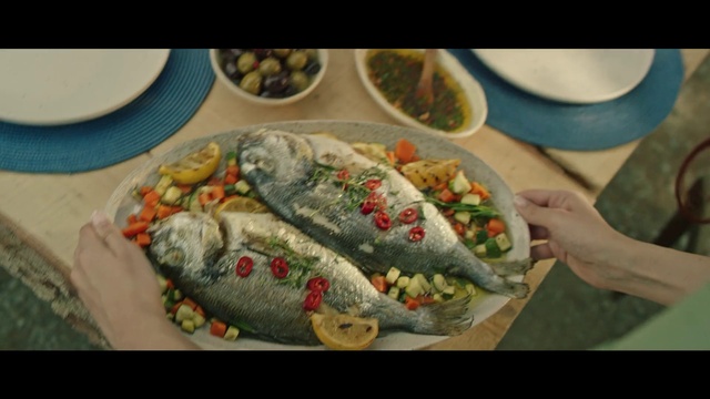 Video Reference: Food, Tableware, Dishware, Ingredient, Recipe, Plate, Fast food, Produce, Serveware, Platter