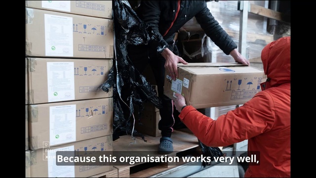 Video Reference: Outerwear, Product, Shipping box, Sleeve, Package delivery, Automotive design, Gas, Engineering, Box, Bag