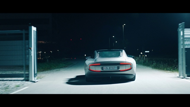 Video Reference: Automotive parking light, Automotive tail & brake light, Vehicle registration plate, Car, Vehicle, Automotive lighting, Automotive tire, Bumper, Automotive design, Motor vehicle