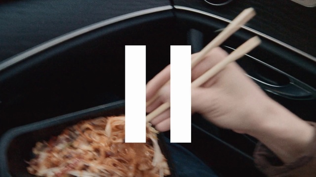 Video Reference: Food, Guitar accessory, Staple food, Sleeve, Recipe, Gesture, Ingredient, Finger, Musical instrument accessory, Automotive tire