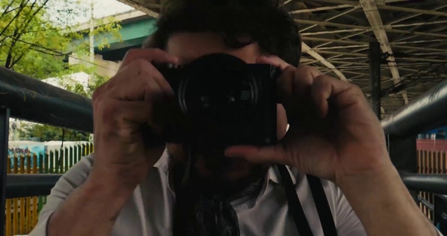 Video Reference: Hand, Photographer, Reflex camera, Digital camera, Camera lens, Point-and-shoot camera, Mirrorless interchangeable-lens camera, Digital SLR, Flash photography, Camera accessory