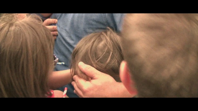 Video Reference: Hand, Mouth, Eyelash, Gesture, Finger, Sharing, Thumb, Nail, Wrist, Toddler