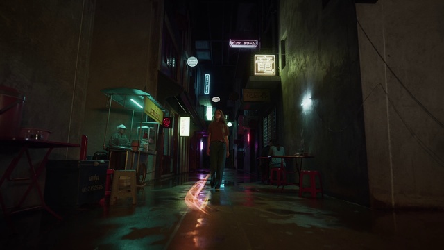 Video Reference: Automotive lighting, Road surface, Electricity, Gas, Tints and shades, Window, Midnight, City, Darkness, Road