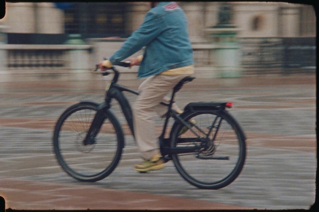 Video Reference: Bicycle, Wheel, Tire, Land vehicle, Bicycles--Equipment and supplies, Bicycle frame, Bicycle tire, Bicycle hub, Bicycle handlebar, Bicycle wheel