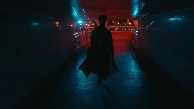 Video Reference: Automotive lighting, Blue, Flash photography, Tire, Entertainment, Midnight, Electric blue, Event, Performing arts, Magenta