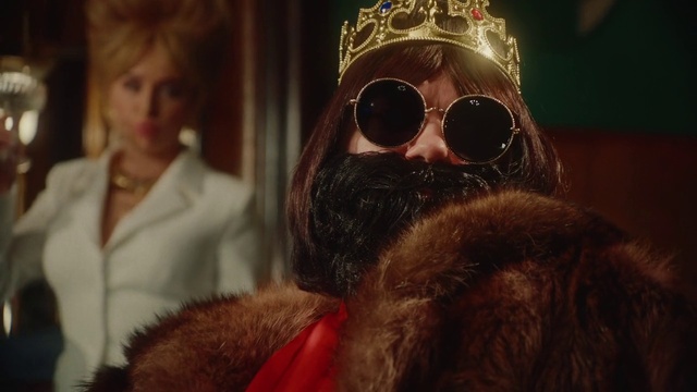 Video Reference: Hair, Vision care, Beard, Sunglasses, Goggles, Headgear, Eyewear, Facial hair, Fur clothing, Audio equipment