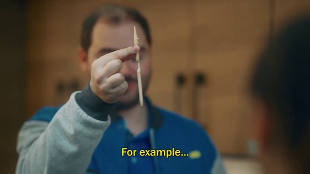 Video Reference: Hand, Vision care, Eyelash, Gesture, Happy, Finger, T-shirt, Flash photography, Eyewear, Mobile phone