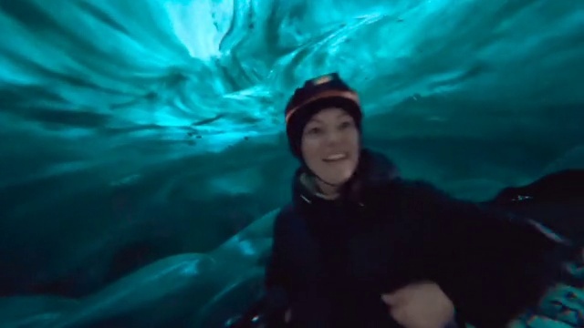 Video Reference: Smile, Water, Azure, Organism, Electric blue, Fun, Recreation, Underwater, Ice hotel, Flash photography