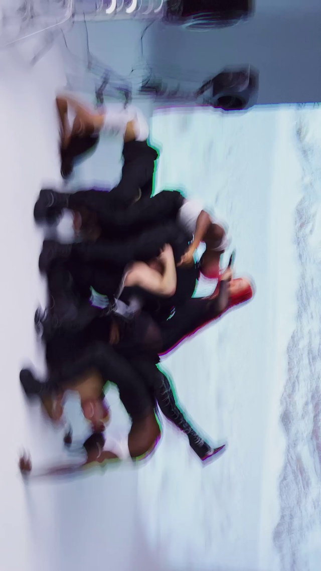 Video Reference: Gesture, Nail, Art, Carmine, Visual arts, Knee, Shadow, Font, Human leg, Magenta