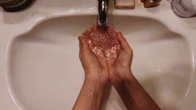 Video Reference: Water, Hand, Plumbing fixture, Tap, Arm, Liquid, Bathroom, Neck, Sink, Fluid