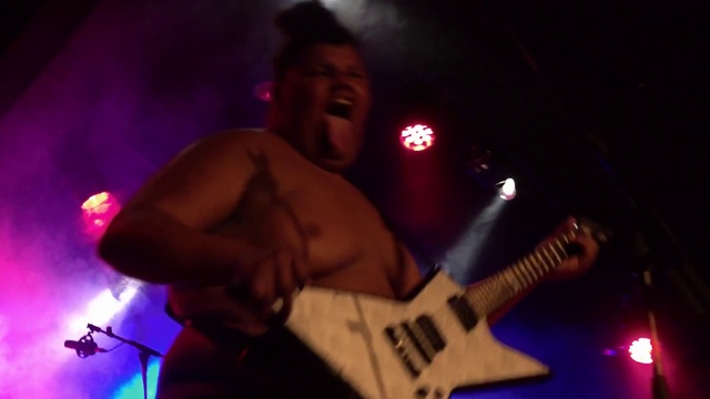 Video Reference: Musical instrument, Arm, Musician, Guitar, Microphone, Light, String instrument, Concert, String instrument, Music artist