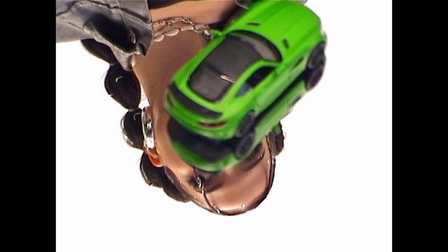 Video Reference: Helmet, Sports gear, Goggles, Sunglasses, Eyewear, Vision care, Bag, Headgear, Personal protective equipment, Font