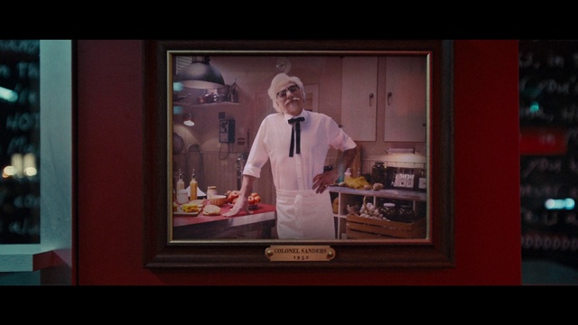 Video Reference: Chefs uniform, Sleeve, Chef, Television program, Cooking, Display device, Art, Flat panel display, Font, Event