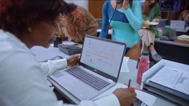 Video Reference: Computer, Personal computer, Laptop, Table, Netbook, Adaptation, Engineering, Event, Electronic device, Job
