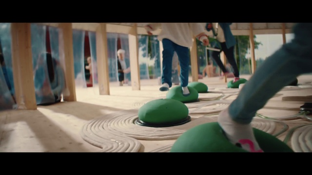 Video Reference: Vertebrate, Mammal, Architecture, Wood, Flooring, Leisure, Recreation, Adaptation, Fun, Art