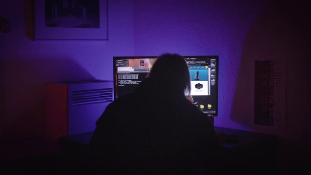 Video Reference: Computer, Personal computer, Purple, Sky, Computer monitor, Audio equipment, Home appliance, Electronic device, Display device, Technology