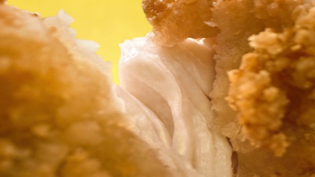 Video Reference: Petal, Ingredient, Cuisine, Dish, Formation, Close-up, Underwater, Pollen, Macro photography, Fried food