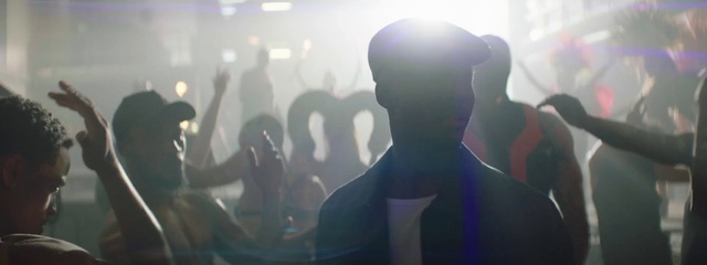 Video Reference: Entertainment, Performing arts, Concert, Music, Crowd, Magenta, Event, Lens flare, Fun, Electric blue