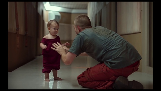 Video Reference: Mouth, Muscle, Sleeve, Gesture, Wood, Shorts, T-shirt, Flooring, Fun, Comfort