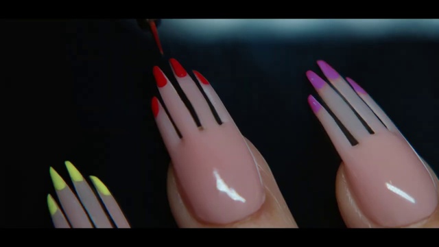 Video Reference: Window, Finger, Gesture, Thumb, Automotive design, Nail, Material property, Personal protective equipment, Wrist, Cutlery